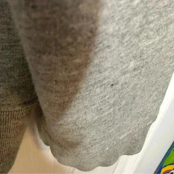 GAP Hoodie Grey Size Extra Large - Picture 2 of 16